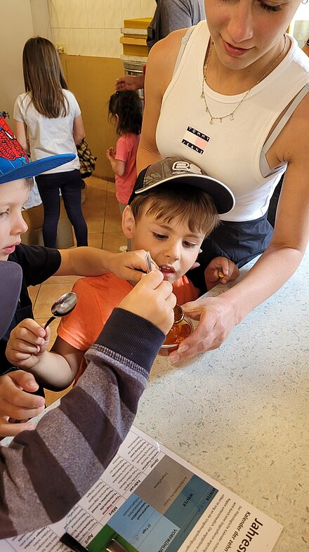 Jetzt eine Honigverkostung Jetzt eine Honigverkostung